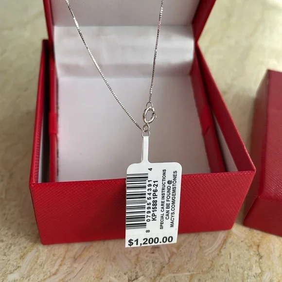 NWT Diamond Halo 18" Pendant Necklace (1/3 ct. t.w.) in 14k White Gold. $1200 - Picture 10 of 17